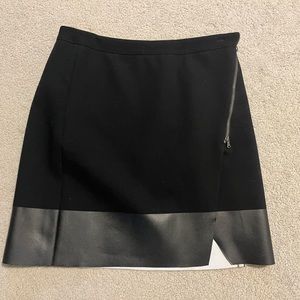 Club Monaco neoprene skirt size 6